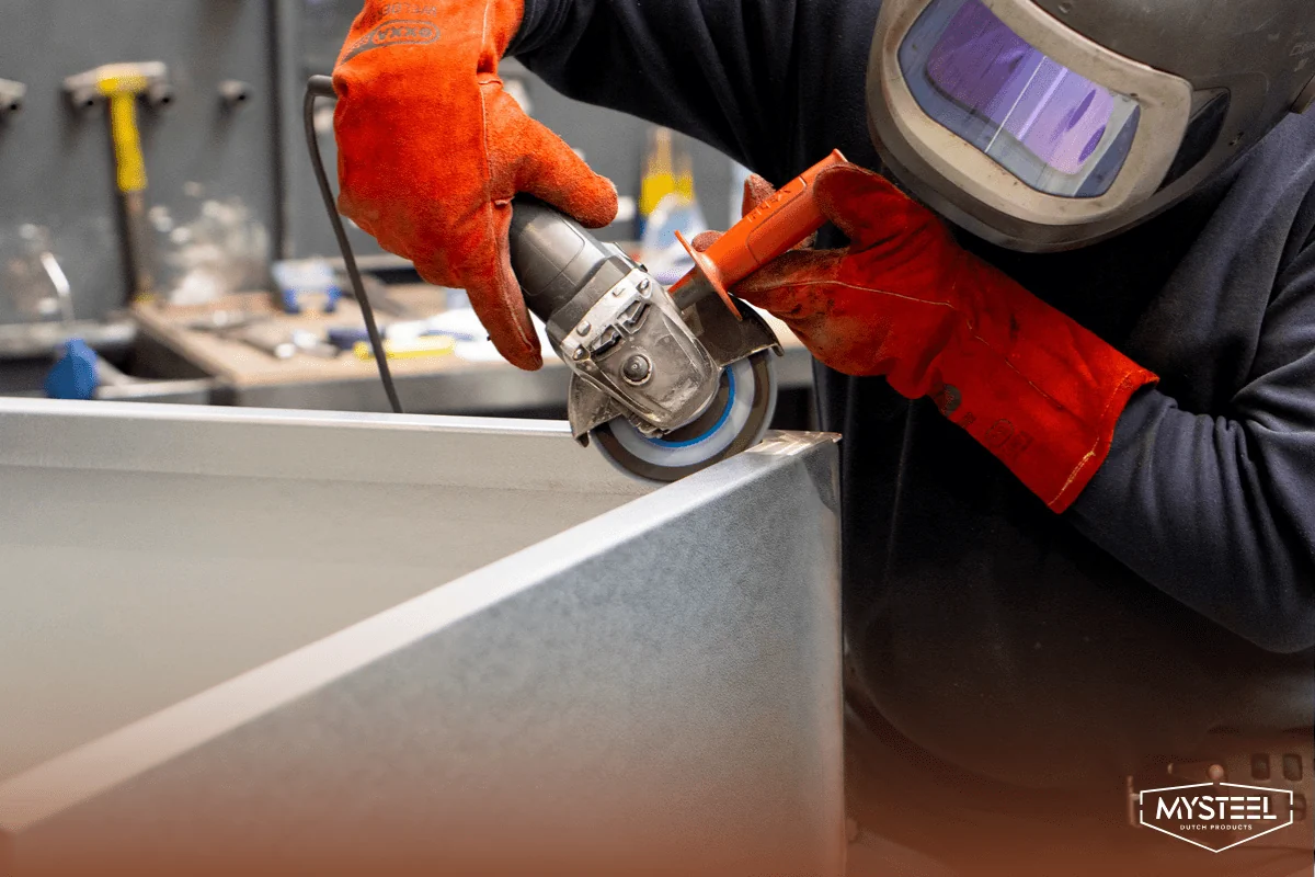 Working with corten steel like a pro: grinding, drilling, sawing, and more.
